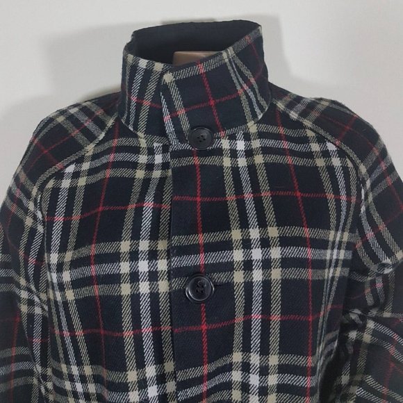 Woman's Madison Reversible Jacket Plaid or Solid Black - Picture 5 of 14